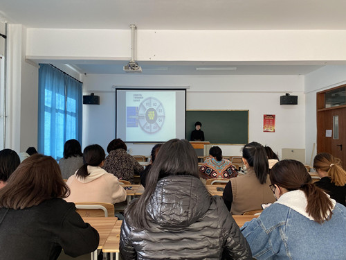 1635742404115794.jpg 教研5_副本.jpg